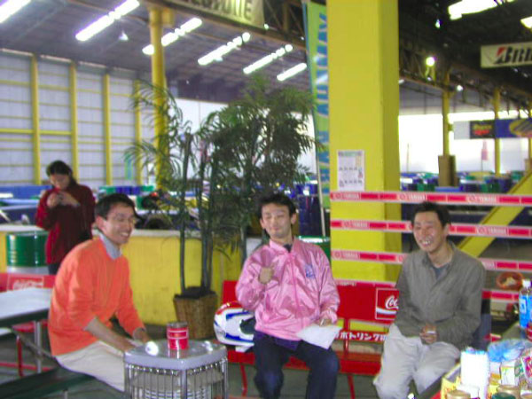 KO290427photo050