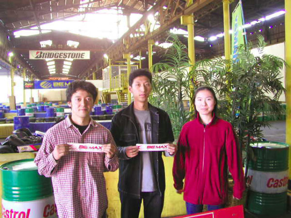 KO290427photo081