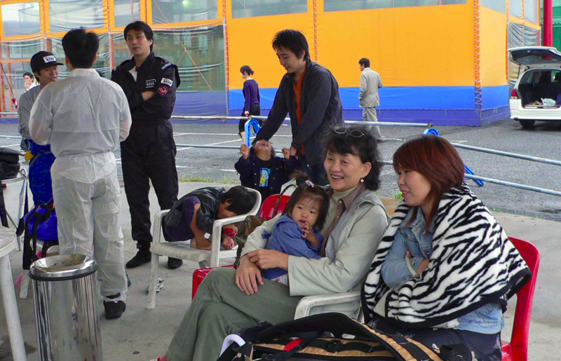 KO581010Fatalphoto002